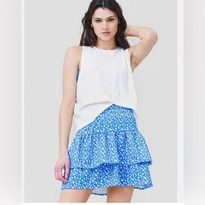 NWT Addison Bay Juniper Skirt XL Blue Floral Smocked Tiered Pickleball Golf